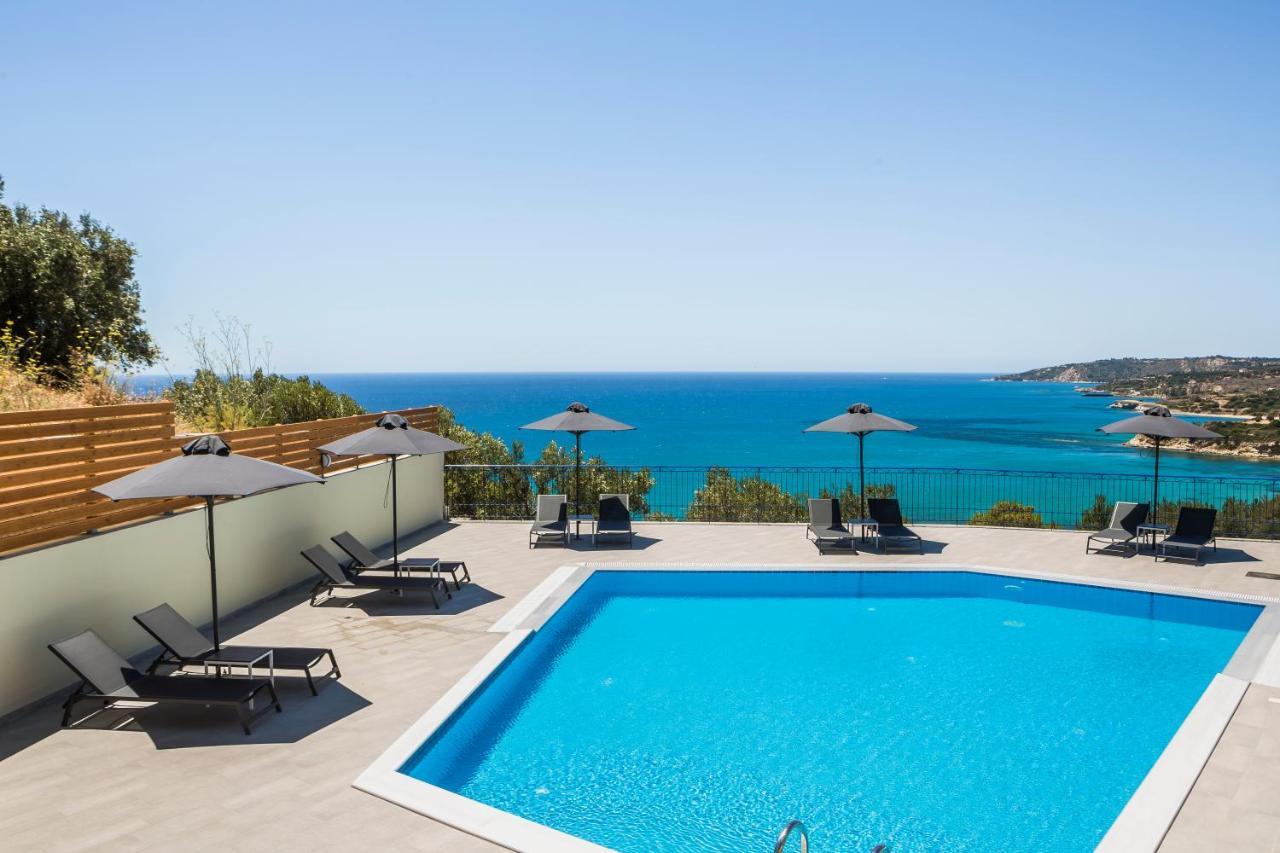 Afrato Village Sea View Apartments ตราเปซากิ ภายนอก รูปภาพ