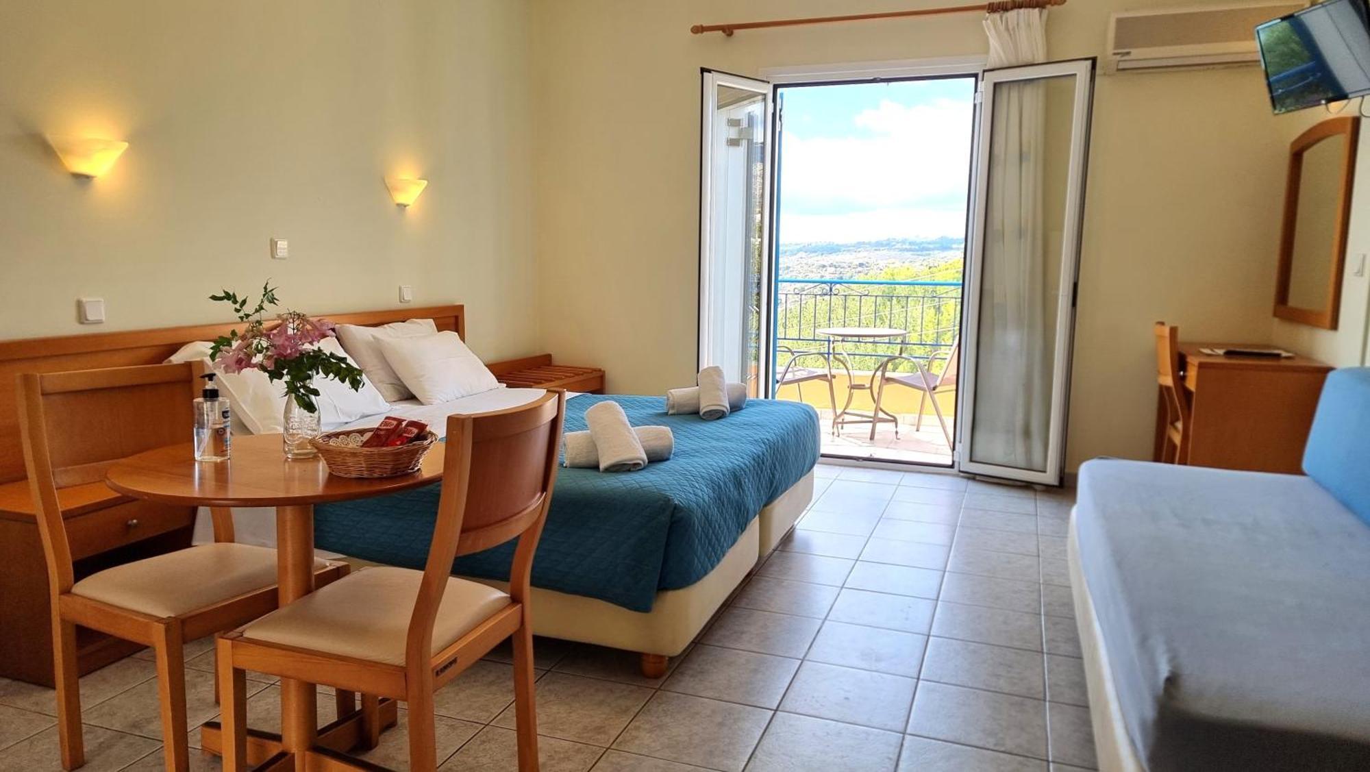 Afrato Village Sea View Apartments ตราเปซากิ ภายนอก รูปภาพ