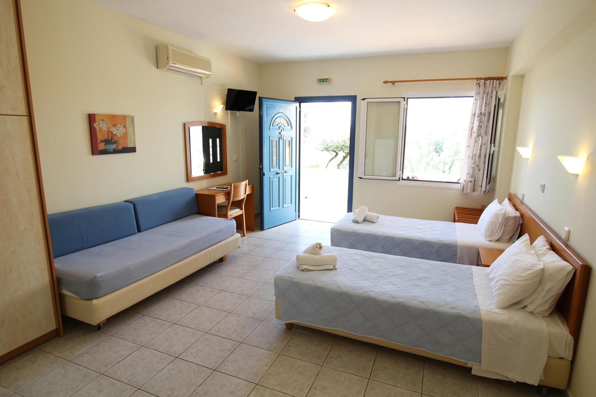 Afrato Village Sea View Apartments ตราเปซากิ ภายนอก รูปภาพ