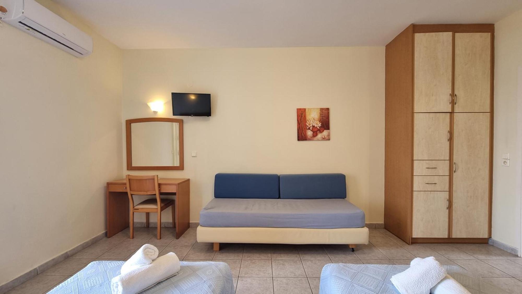 Afrato Village Sea View Apartments ตราเปซากิ ภายนอก รูปภาพ