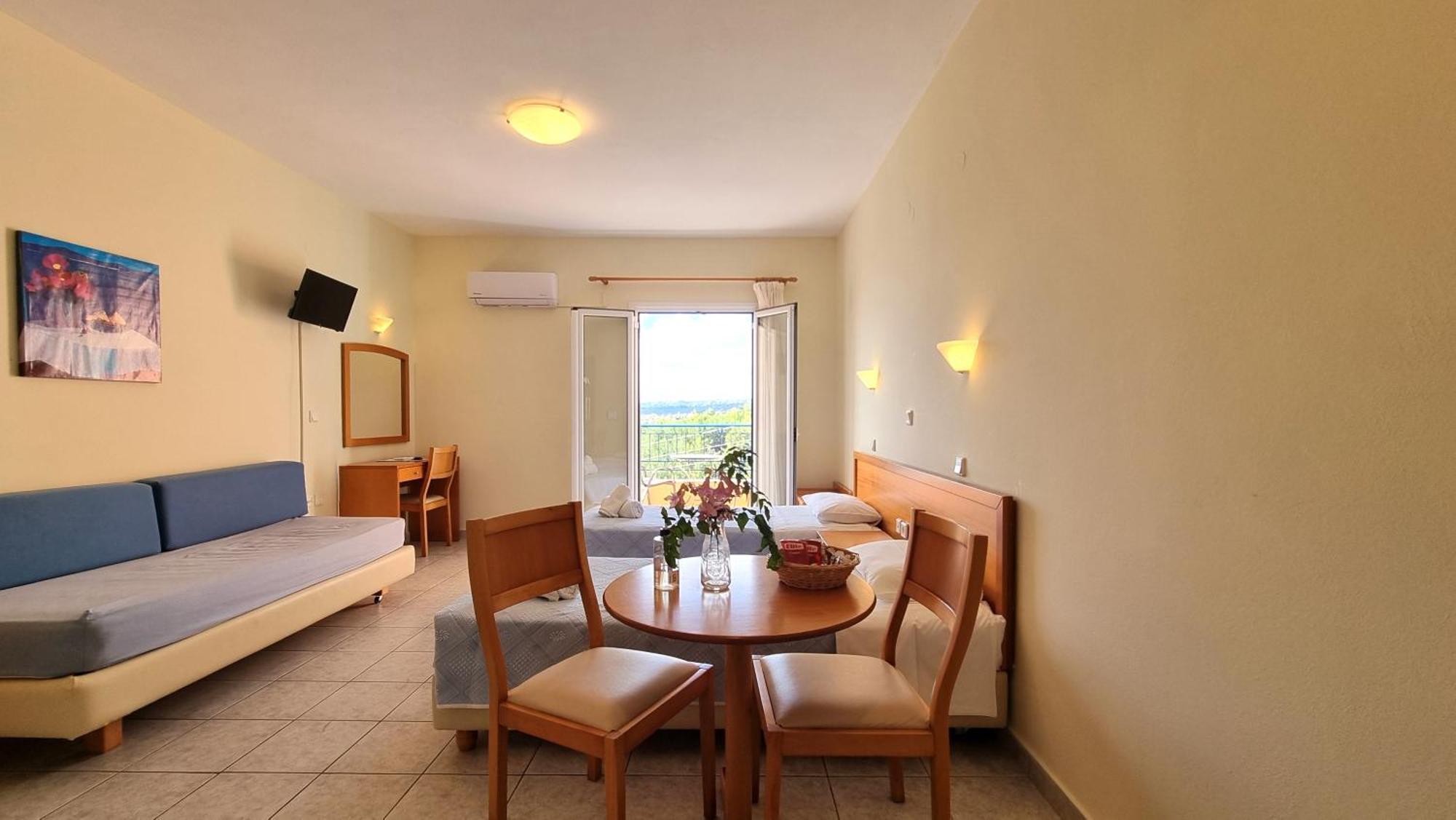 Afrato Village Sea View Apartments ตราเปซากิ ภายนอก รูปภาพ