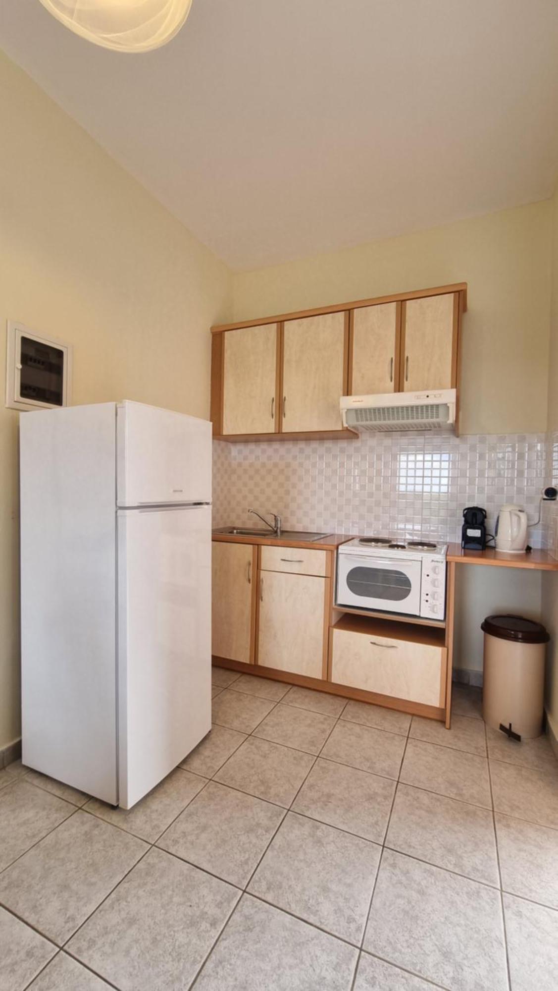 Afrato Village Sea View Apartments ตราเปซากิ ภายนอก รูปภาพ